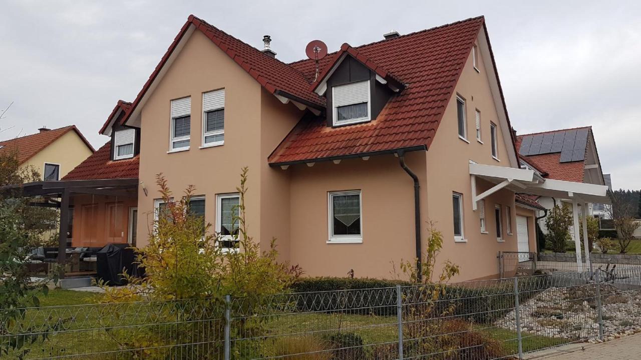 Ferienwohnung Am Kapellenaecker Neumarkt in der Oberpfalz Buitenkant foto